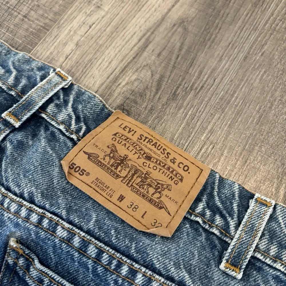 Vintage Levi's 505 Orange Tab Regular Fit 38x32 Measures (36x28) Light Fade Wash